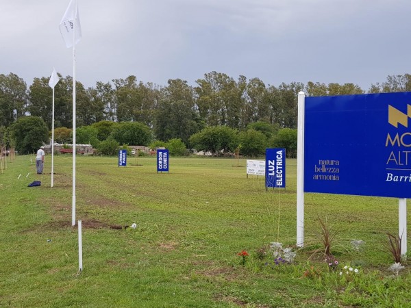 LOTE PIÑERO , BARRIO MONTECATINI, TERRENOS DE 300 M2