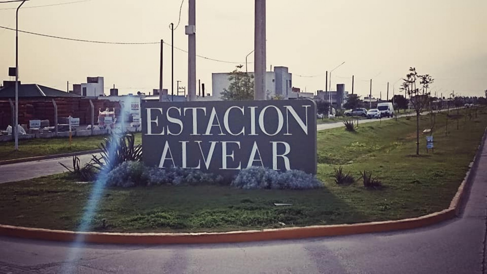 Estacion Alvear, terreno de 300 m2, todos los servicios