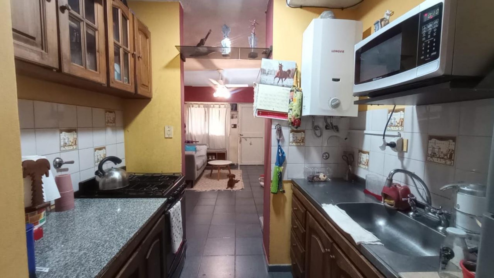 Vuelta Obligado 5000, departamento en planta baja de 1 dormitorio + Fondo de comercio