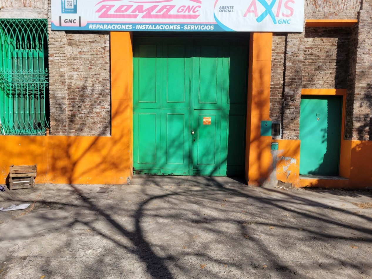 Cochabamba 1300, Galpon Comercial, 197 m2, excelente zona.