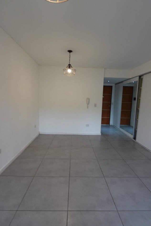 Corvalan 500 - Monoambiente con Balcon al Frente 