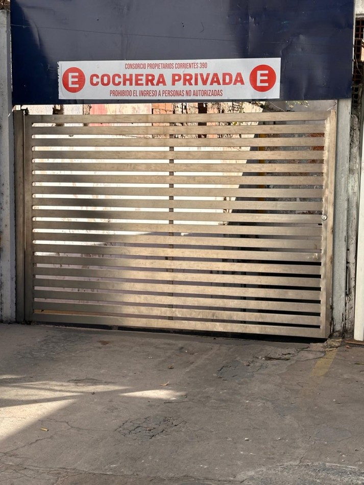Cochera en venta en Corrientes 300 - Sin expensas
