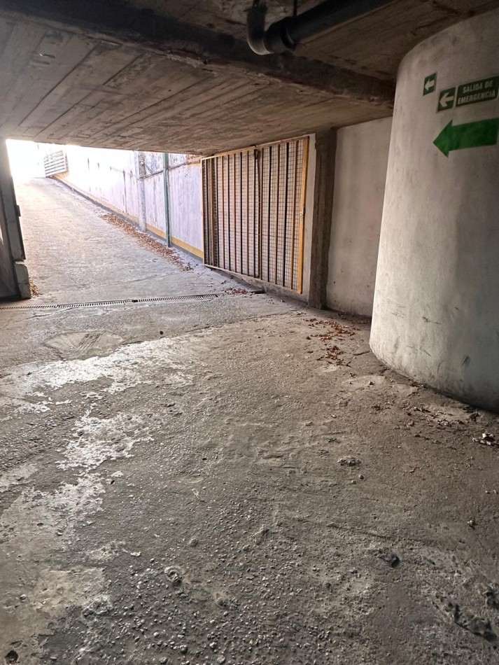 Cochera en venta en Corrientes 300 - Sin expensas