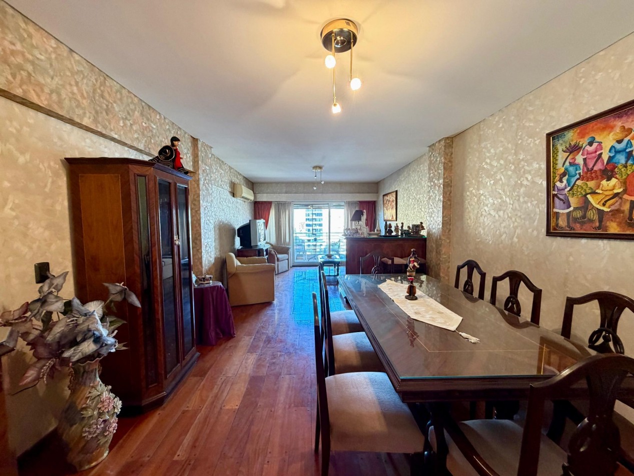 DEPARTAMENTO DE 3 DORMITORIOS, FRENTE , COCHERA Y AMENITIS, - PELLEGRINI 840; PISO 8 