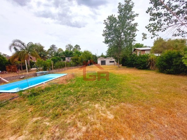 Playa Mansa, 750 m2, 1 dormitorio, a 250 m del Rio Parana.